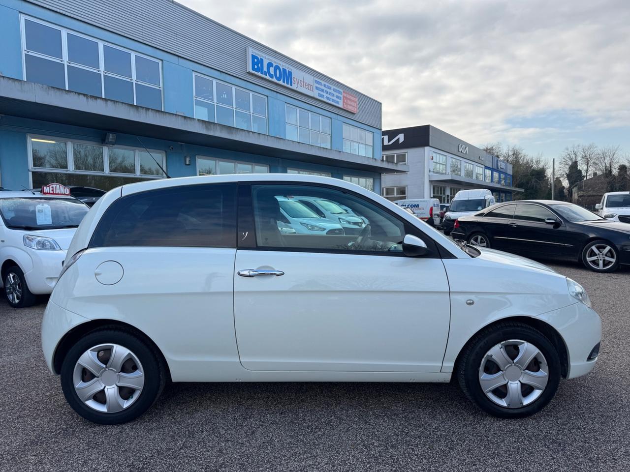 Lancia Ypsilon 1.2 Platino 94.000KM NEOPANTETATI