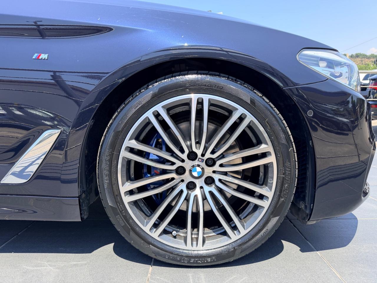 Bmw 530d xDrive Msport 249cv uni pro da vetrina
