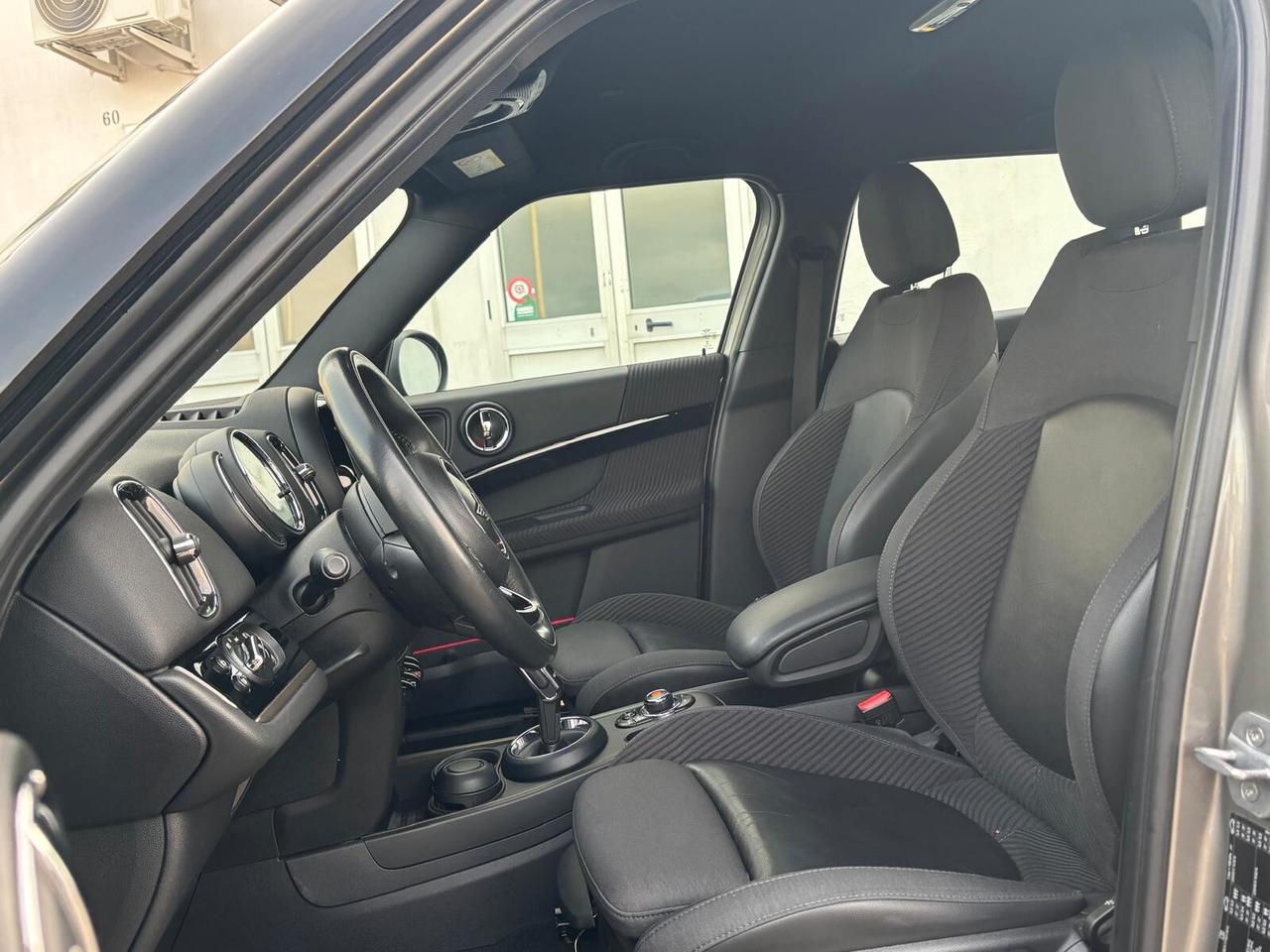 Mini Cooper D Countryman 2.0 Business Automatica