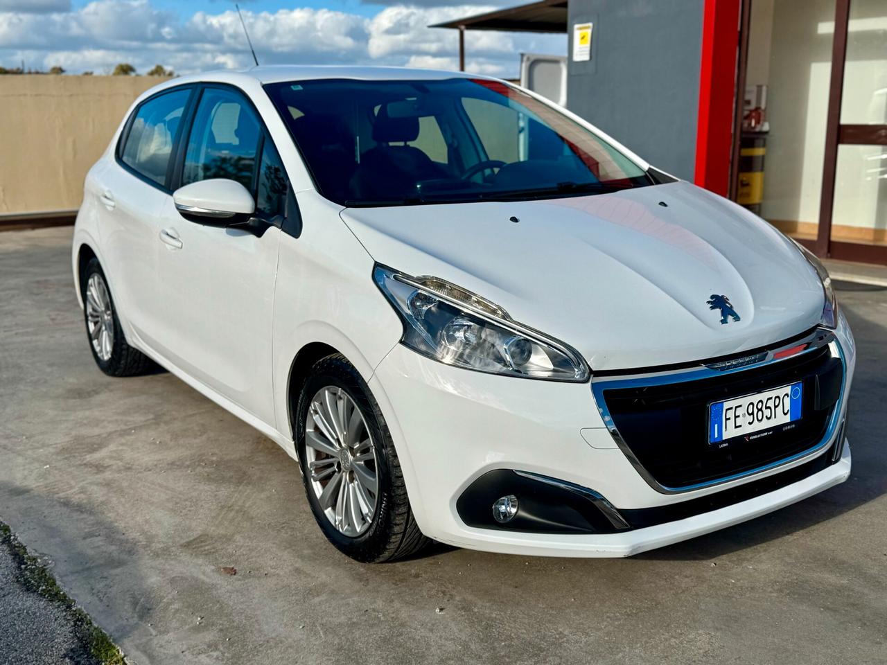 Peugeot 208 BlueHDi 75 5 porte Allure * NEOPATENTATI