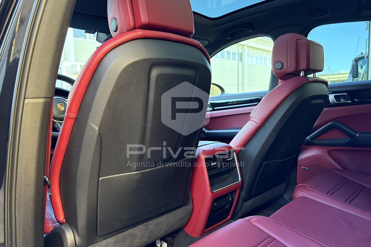 PORSCHE Cayenne Coupé 3.0 V6 E-Hybrid