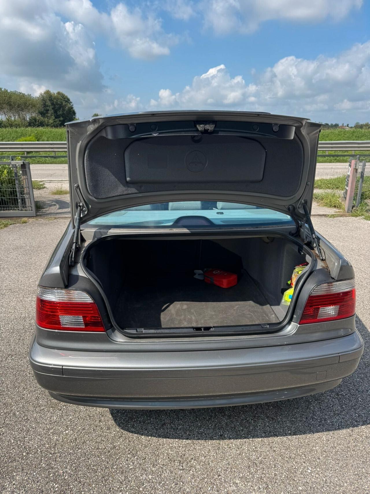 Bmw 520 520i cat Chrome