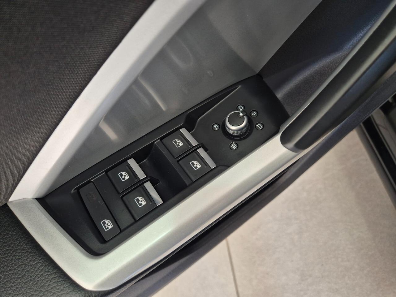 Audi Q3 35 2.0 TDI Business S-tronic