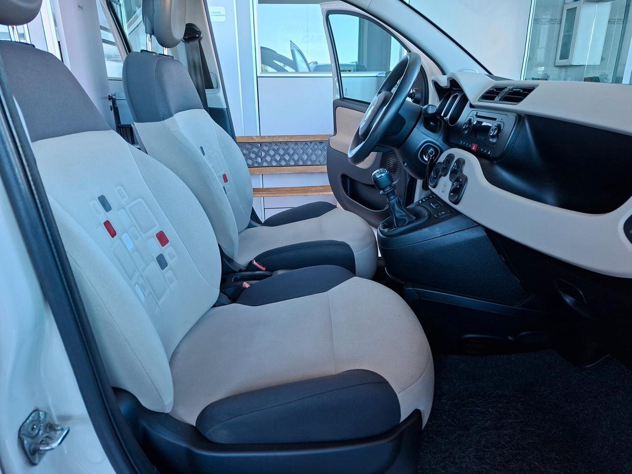Fiat Panda 0.9 TwinAir Turbo Natural Power Lounge