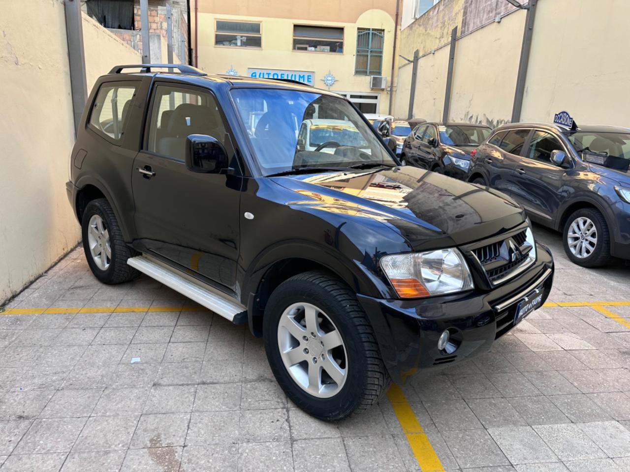 Mitsubishi Pajero 3.2 16V DI-D 3p. Invite