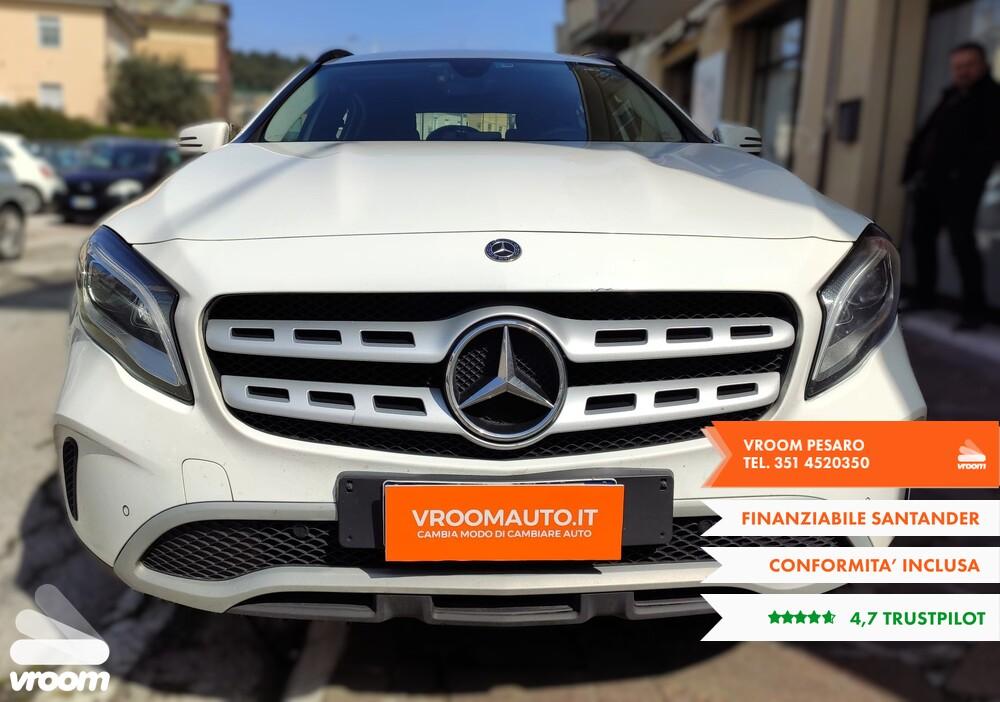 MERCEDES GLA (X156) GLA 200 d Automati...