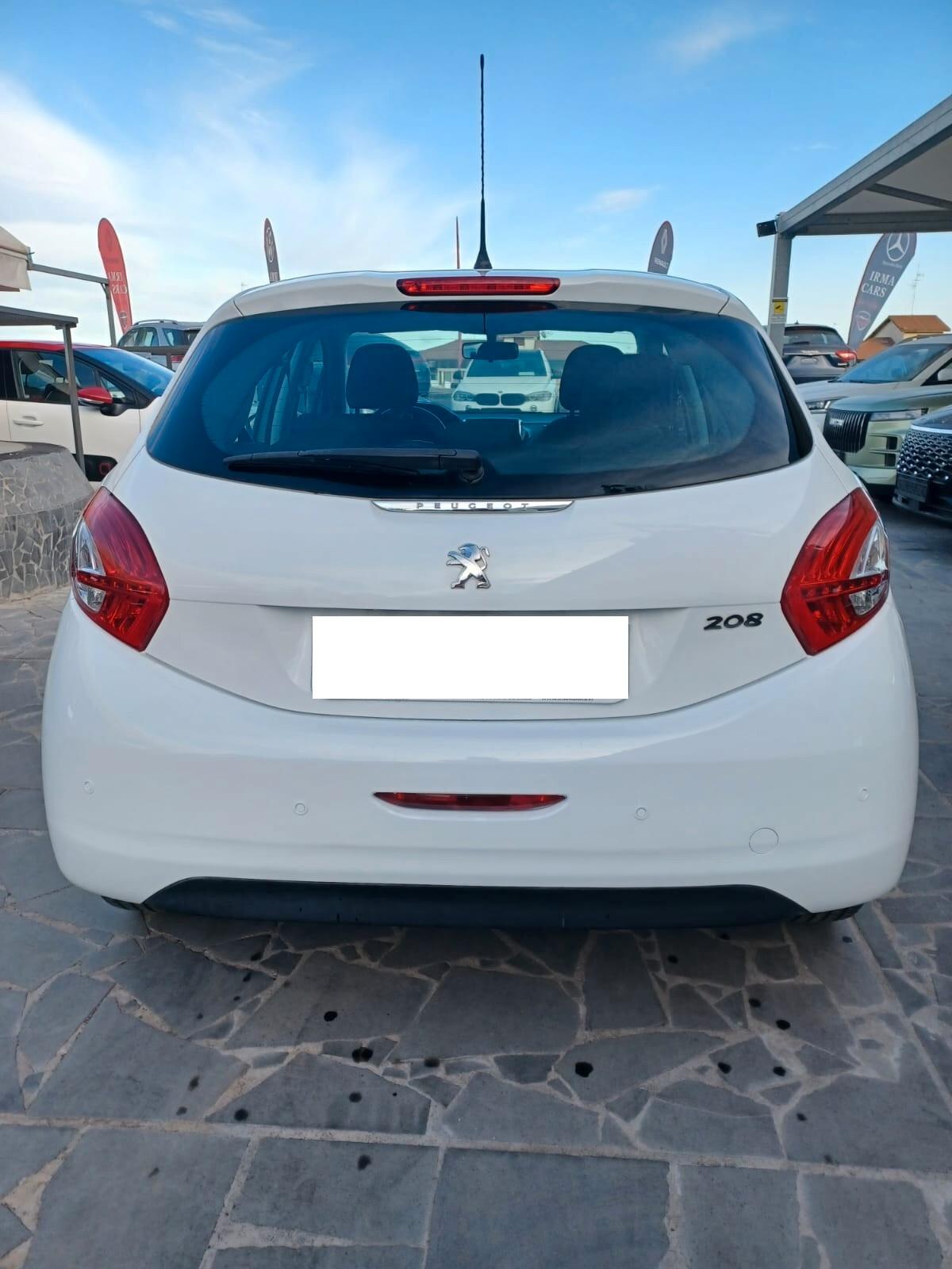 Peugeot 208 PureTech 82 5 porte Allure