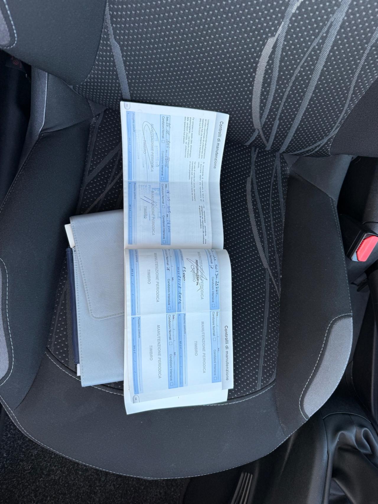 Peugeot 208 1.2 VTi 82 CV 5 porte Allure