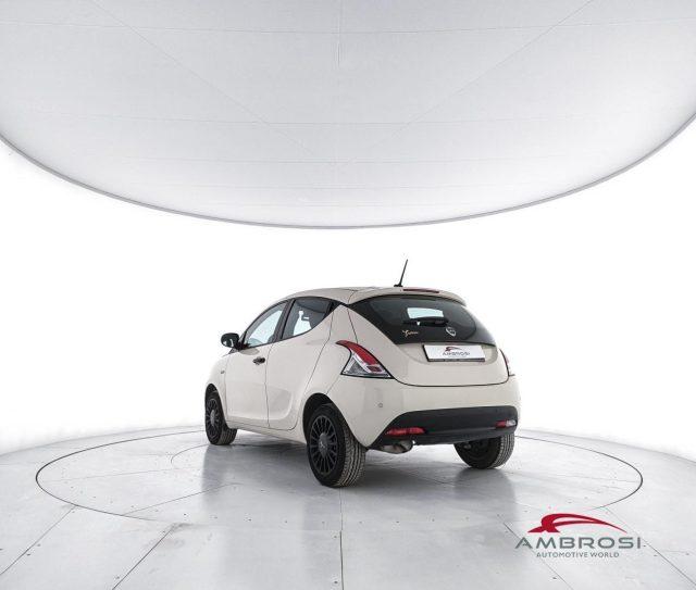 LANCIA Y 1.2 69 CV 5 porte GPL Ecochic Elefantino Blu