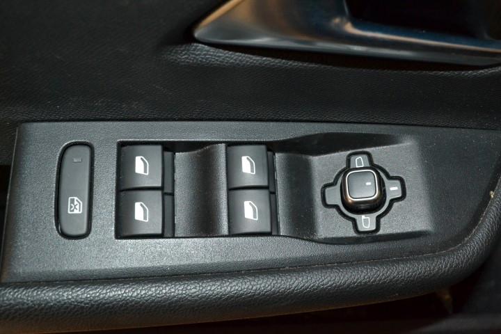 OPEL ASTRA - EDITION 5 PORTE 1.2 110 CV MT6