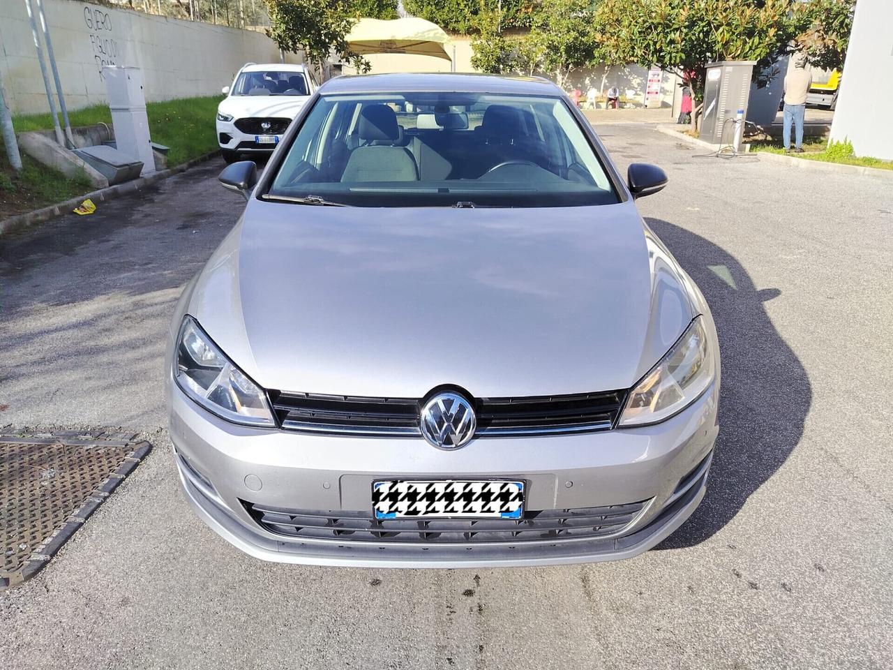 Volkswagen Golf 1.6 TDI 110 CV 5p. Executive BlueMotion Technology per Neopatentati