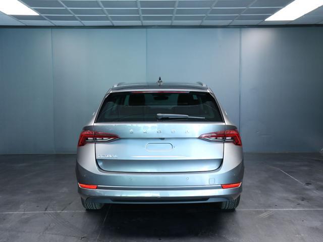 SKODA Octavia 2.0 TDI 116CV SCR DSG Wagon Style