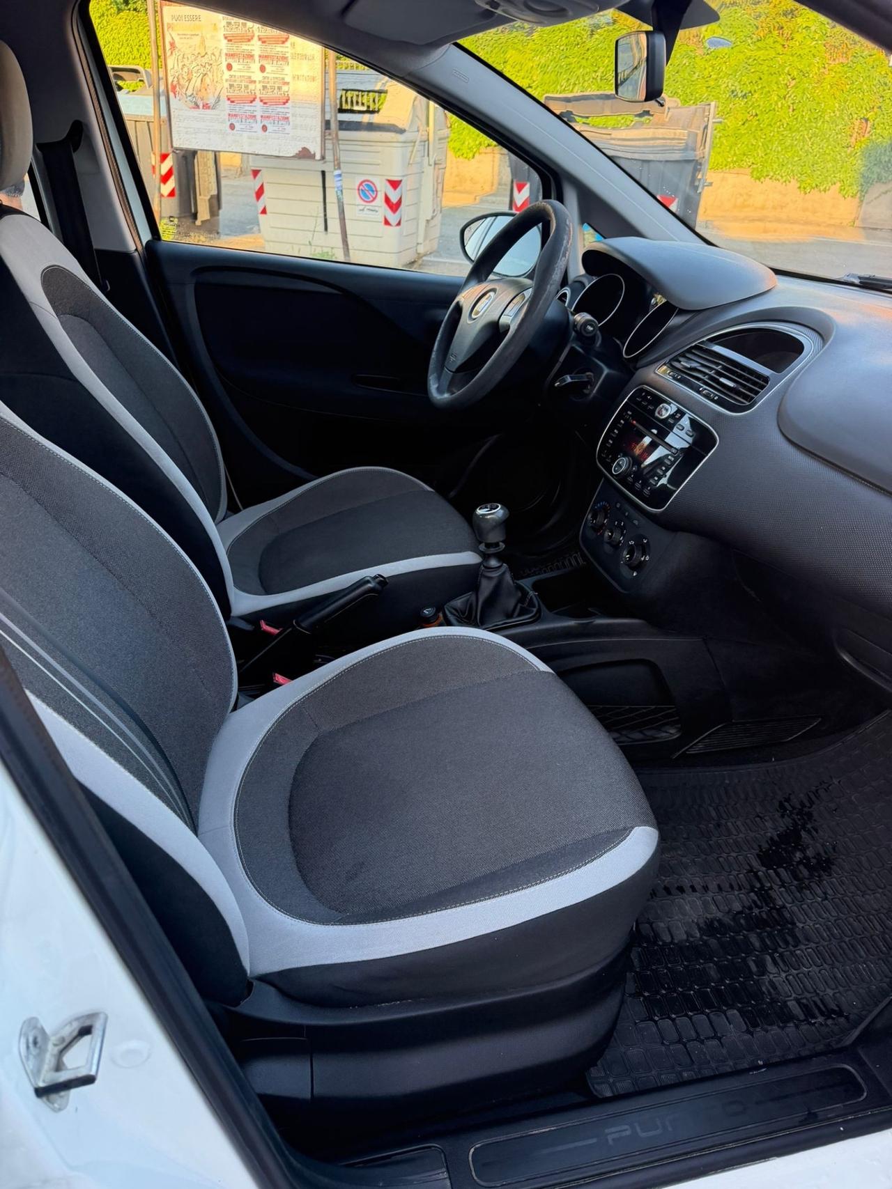 FIAT G PUNTO EVO 1.4 BENZINA GPL NEOPATENTATI OTTIME CONDIZIONI