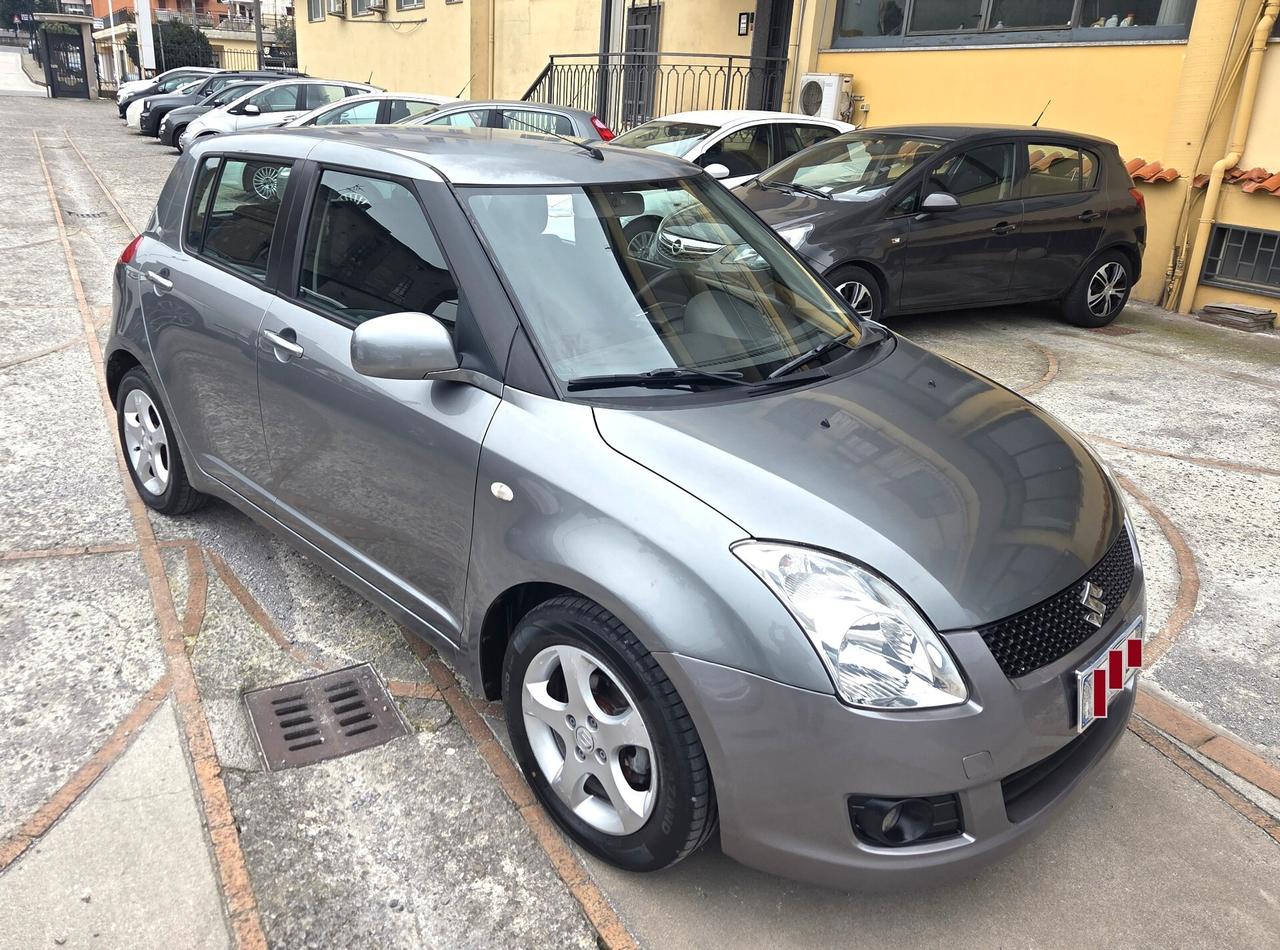 Suzuki Swift 1.3 5p. GLX BEN TENUTA NAVIGATORE GARANZIA