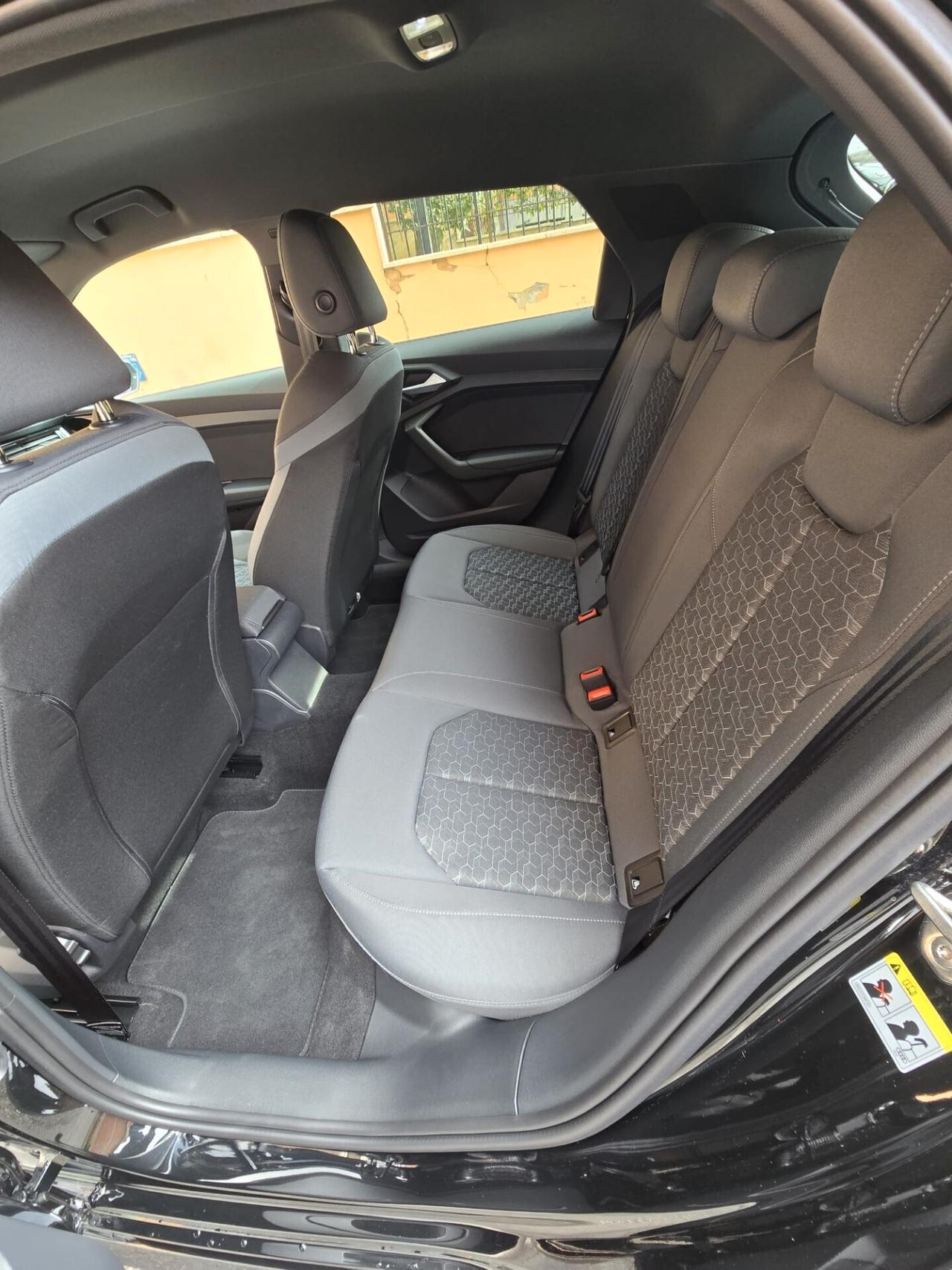 Audi A1 SPB 35 TFSI S tronic Identity Black