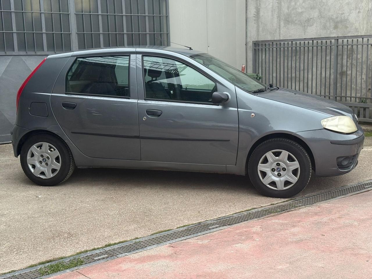 Fiat Punto 1.2 5 porte Active