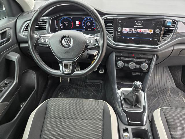 VOLKSWAGEN T-Roc 1.6 TDI SCR BlueMotion Technology R line