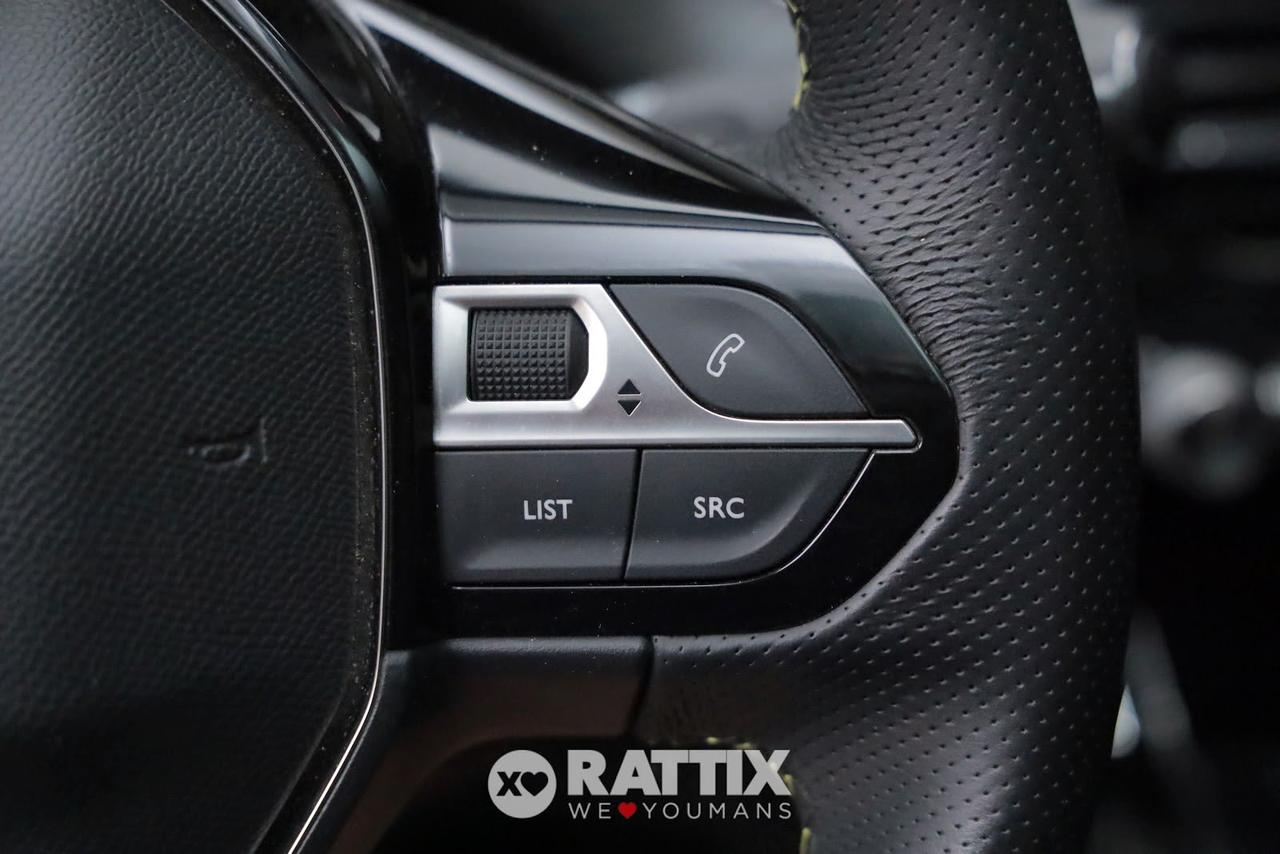 Peugeot e-208 motore elettrico 100kW GT