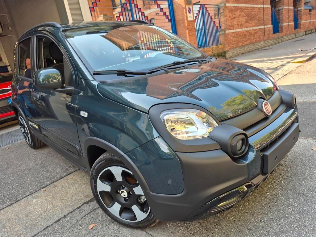Fiat Panda Pandina 1.0 FireFly 65 CV Hybrid Cross