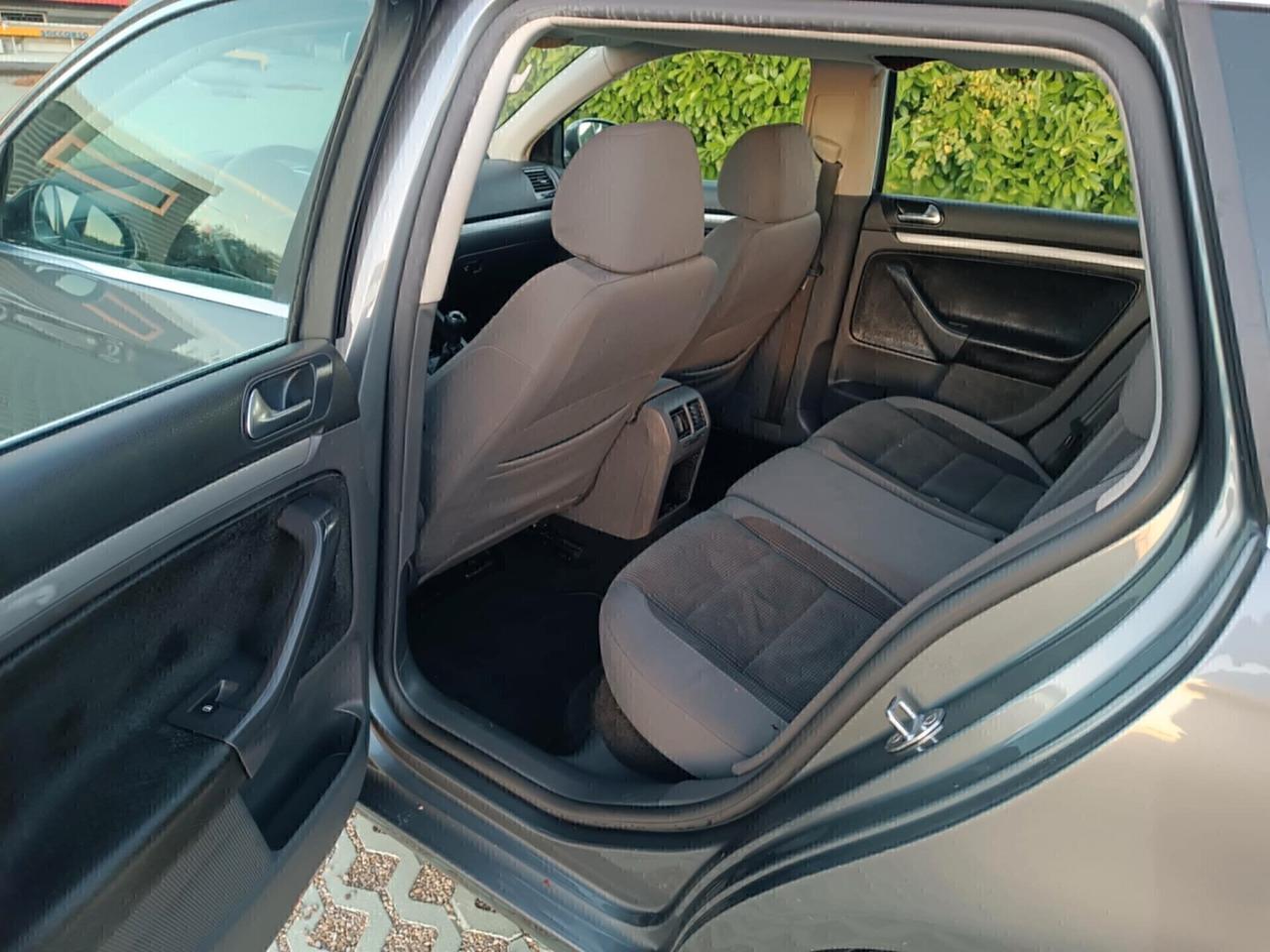 Volkswagen Golf 5 Var. 1.9 TDI Comfortline