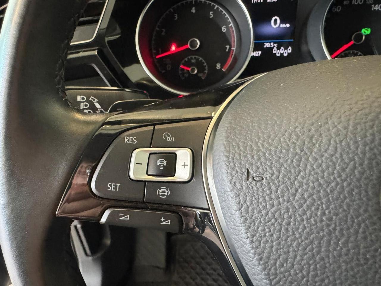 Volkswagen Touran 1.5 TSI EVO DSG Highline BlueMotion Technology