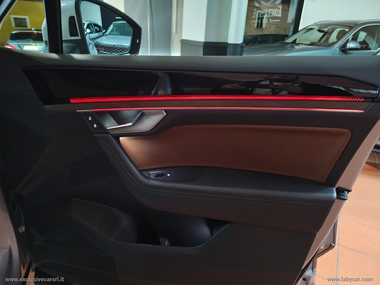 VOLKSWAGEN Touareg 3.0 TDI