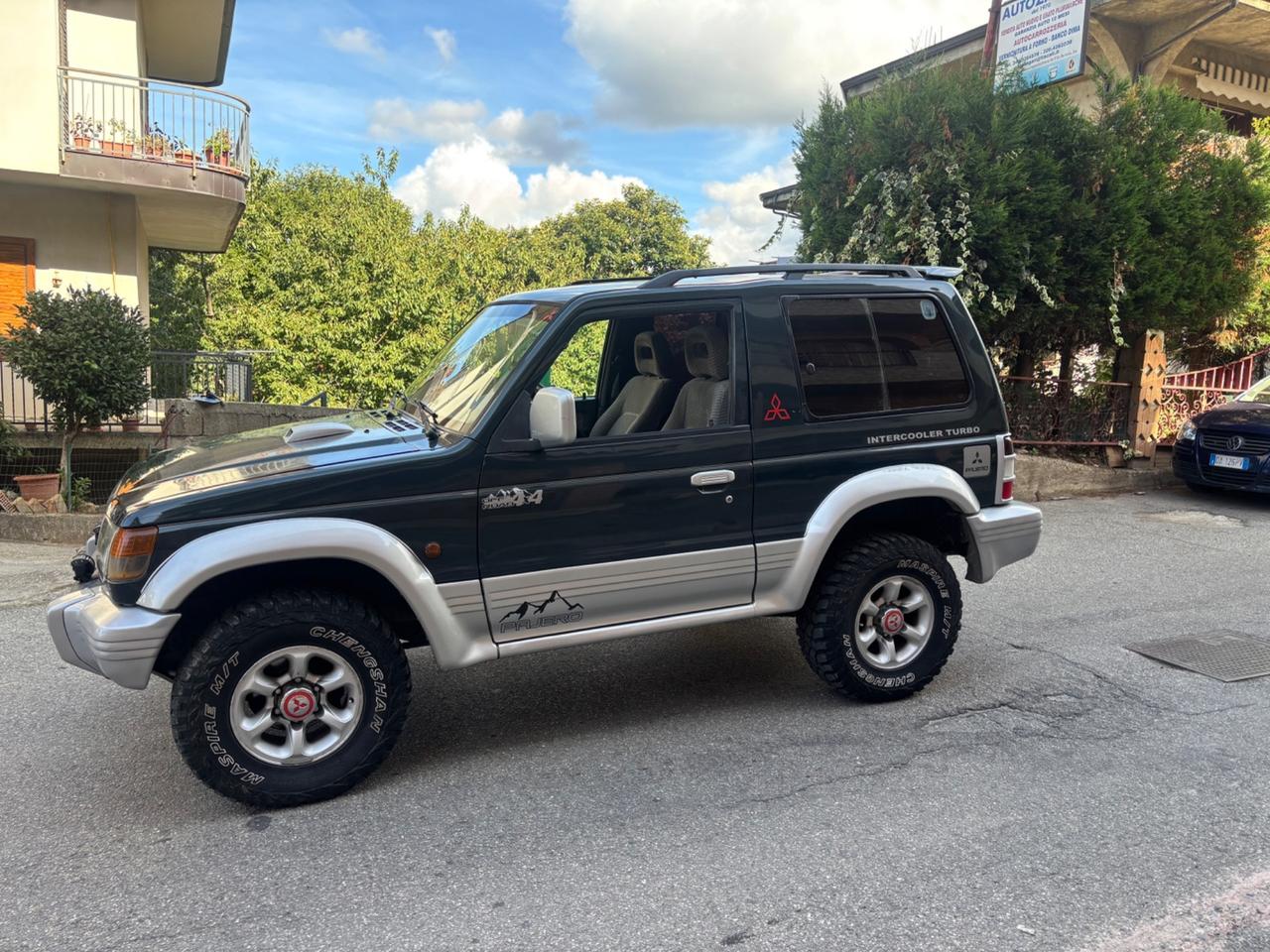 Mitsubishi Pajero 2.5 TDI Metal-top S. Select GLS