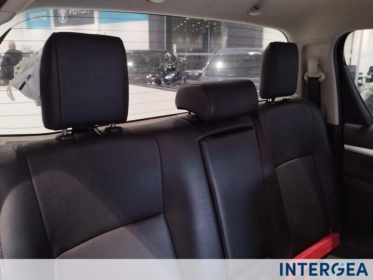 TOYOTA Hilux 2.8 d double cab Executive 4wd auto