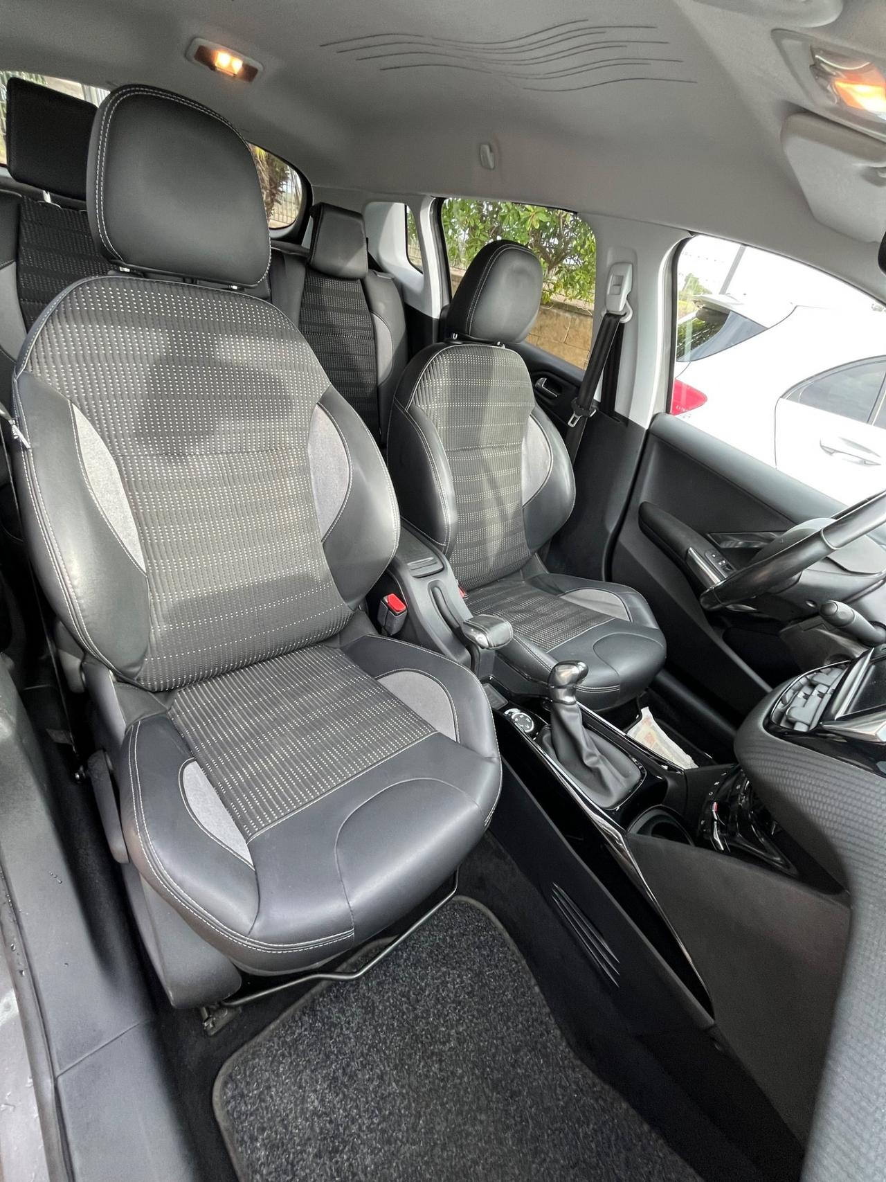 Peugeot 2008 BlueHDi 100 Active