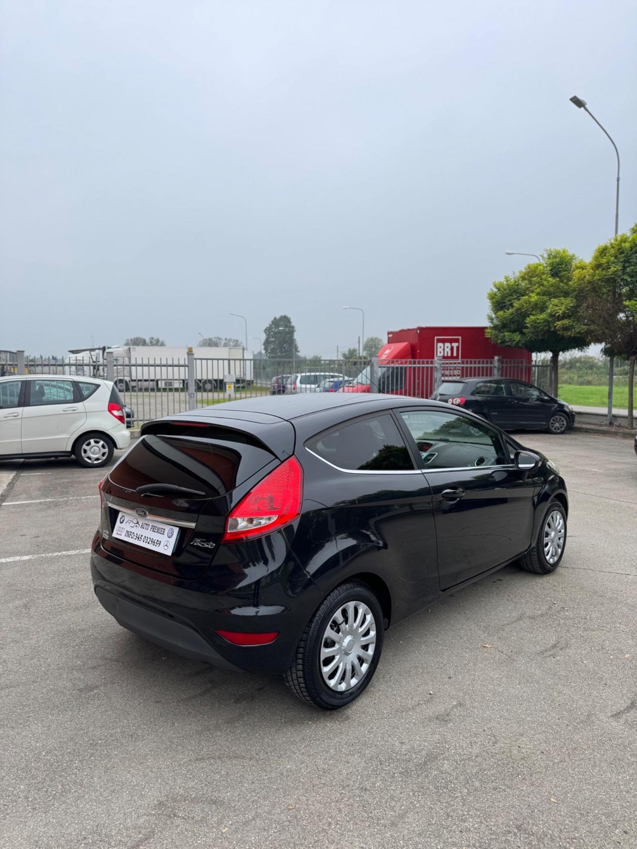 Ford Fiesta 1.2 benzina-gpl 82 CV si neopatentati