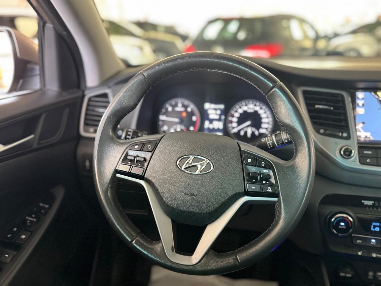 Hyundai Tucson 1.7 CRDi XPossible-FULL OPTIONAL