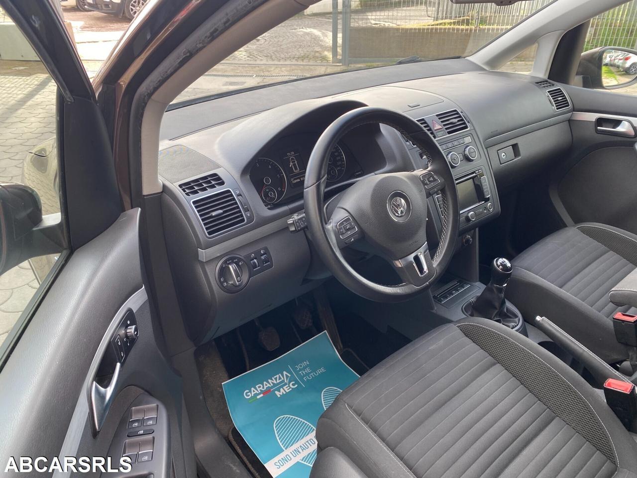 VOLKSWAGEN - Touran - 1.6 TDI Trendline BMT - FINA