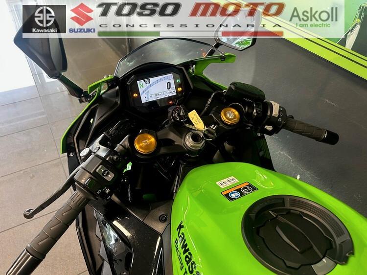 Kawasaki Ninja ZX-4 RR