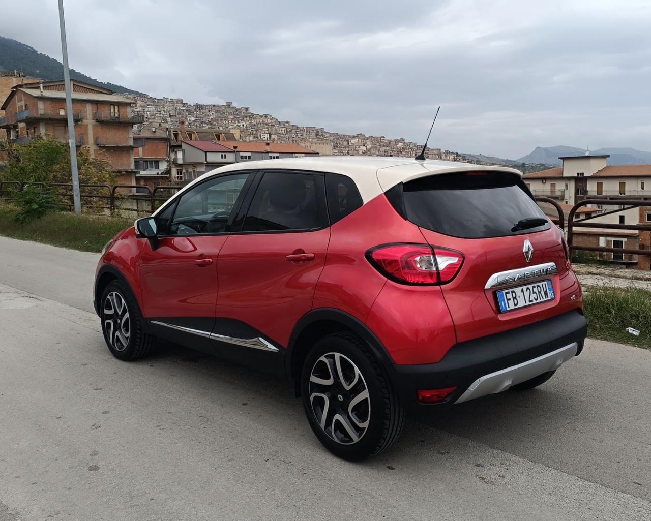 Renault Captur dCi 8V 110 CV Start&Stop Energy Excite