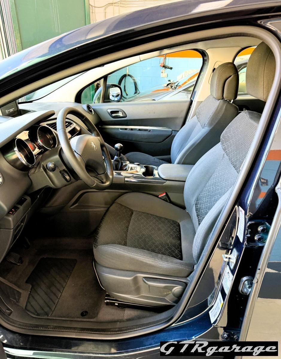 PEUGEOT 3008 1.6 VTI 120 CV Access CARFAX DISPONIBILE