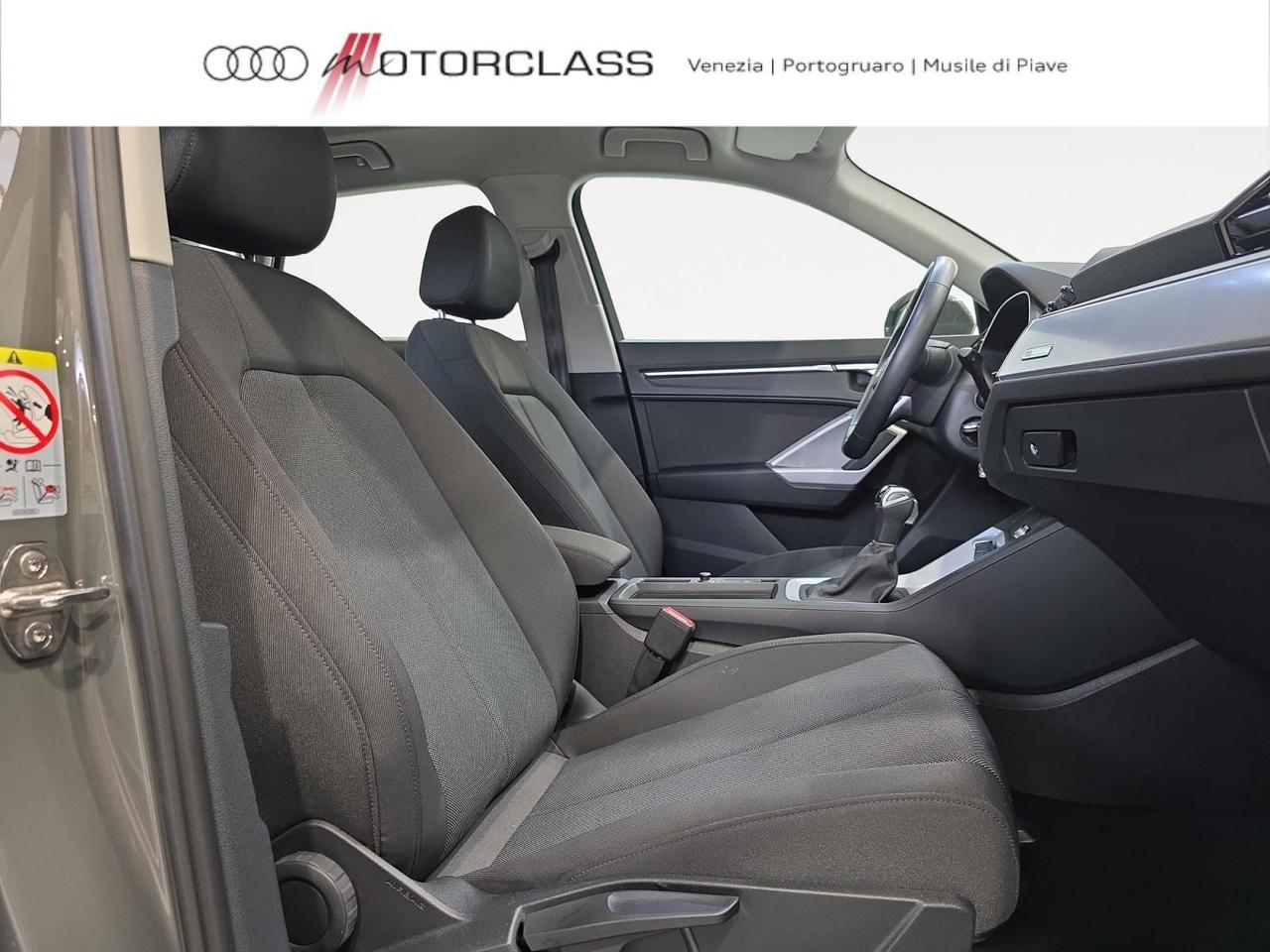 Audi Q3 35 2.0 tdi business advanced s tronic