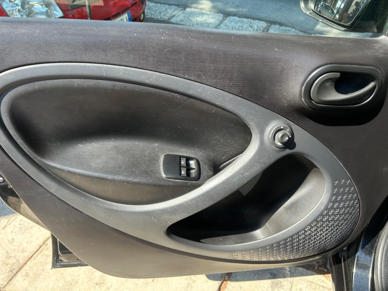Smart ForFour 70 1.0 Prime