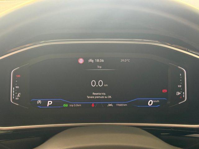 VOLKSWAGEN T-Roc 2.0 TDI 150 CV DSG R-Line