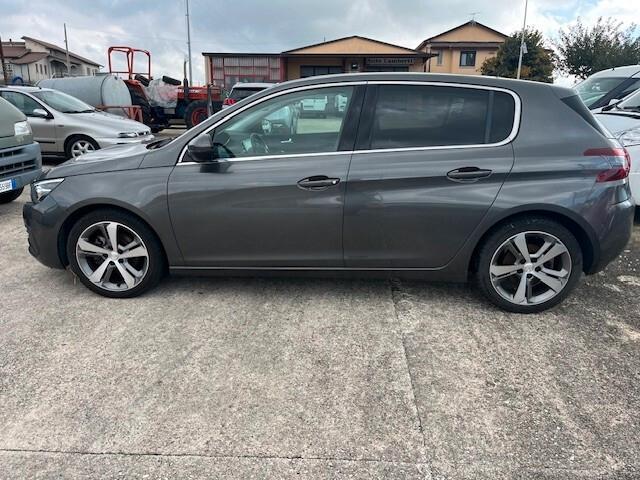 Peugeot 308 BlueHDi 130 S&S Allure