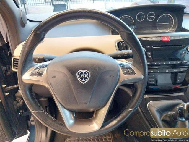 LANCIA Ypsilon 1.2 69 CV (Garanzia 12 Mesi)