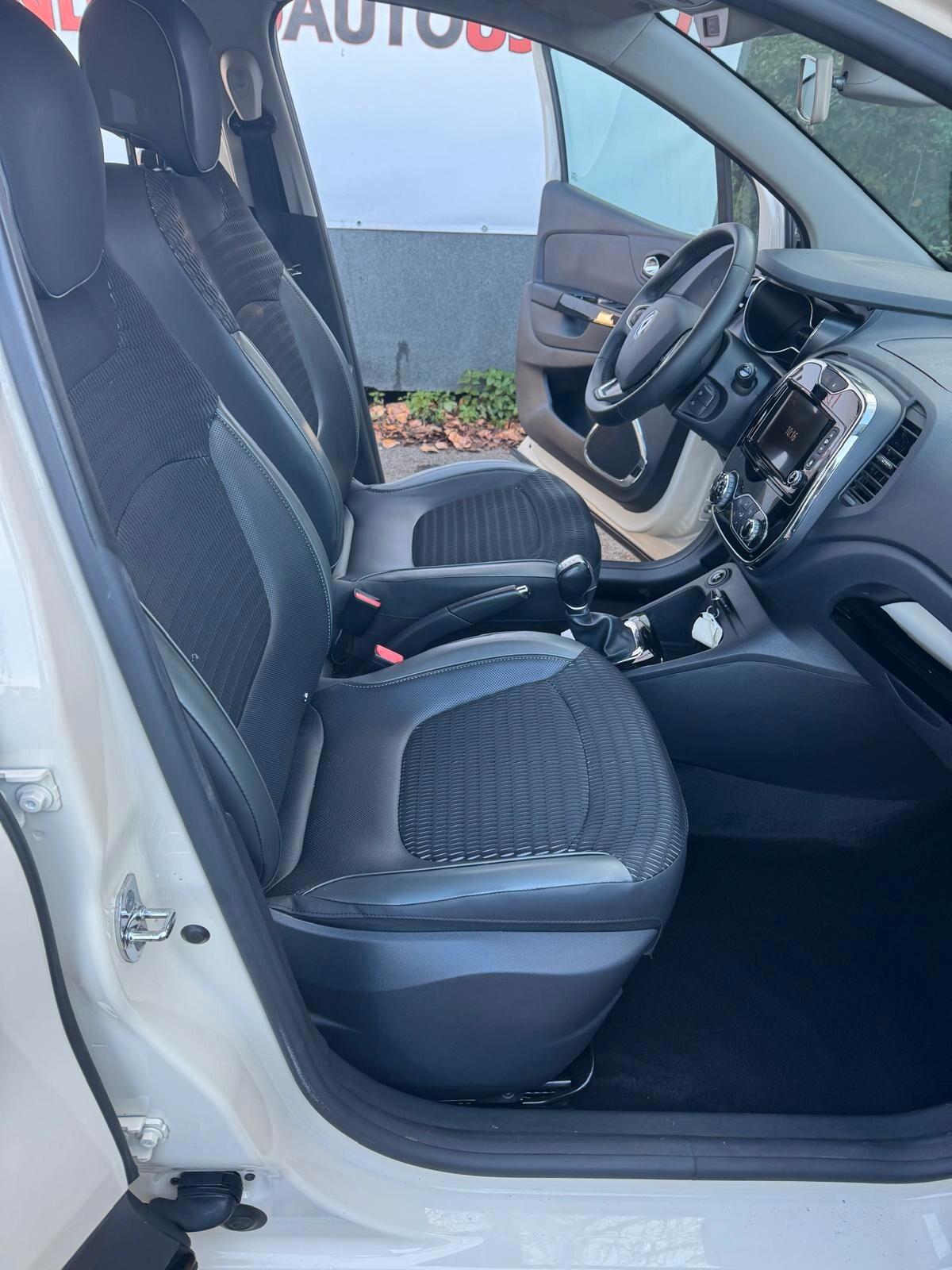 Renault Captur dCi 8V 90 CV EDC Start&Stop Energy Hypnotic