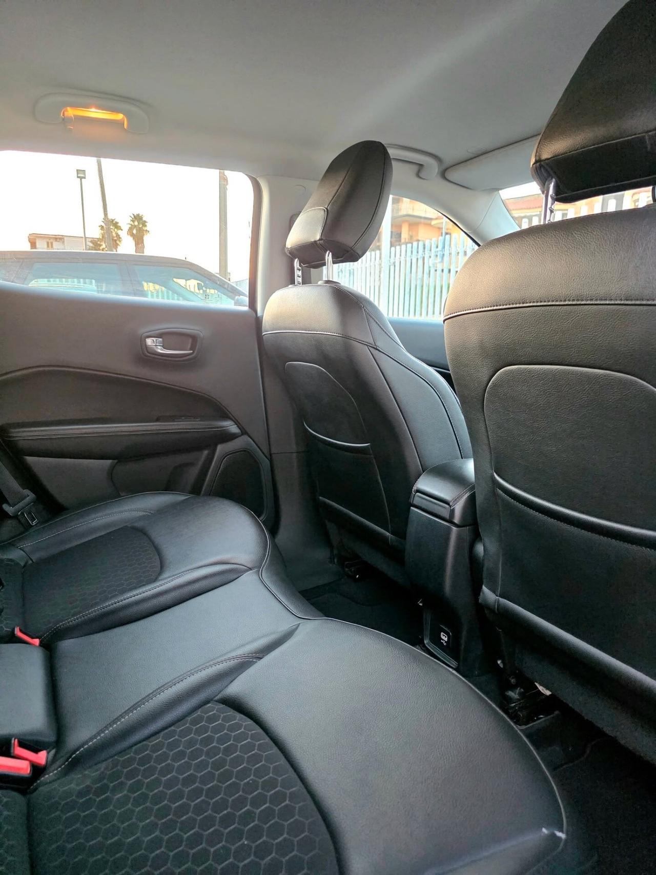 Jeep Compass 1.6 M-Jet 120cv Longitude + Navi con 95.000 Chilometri