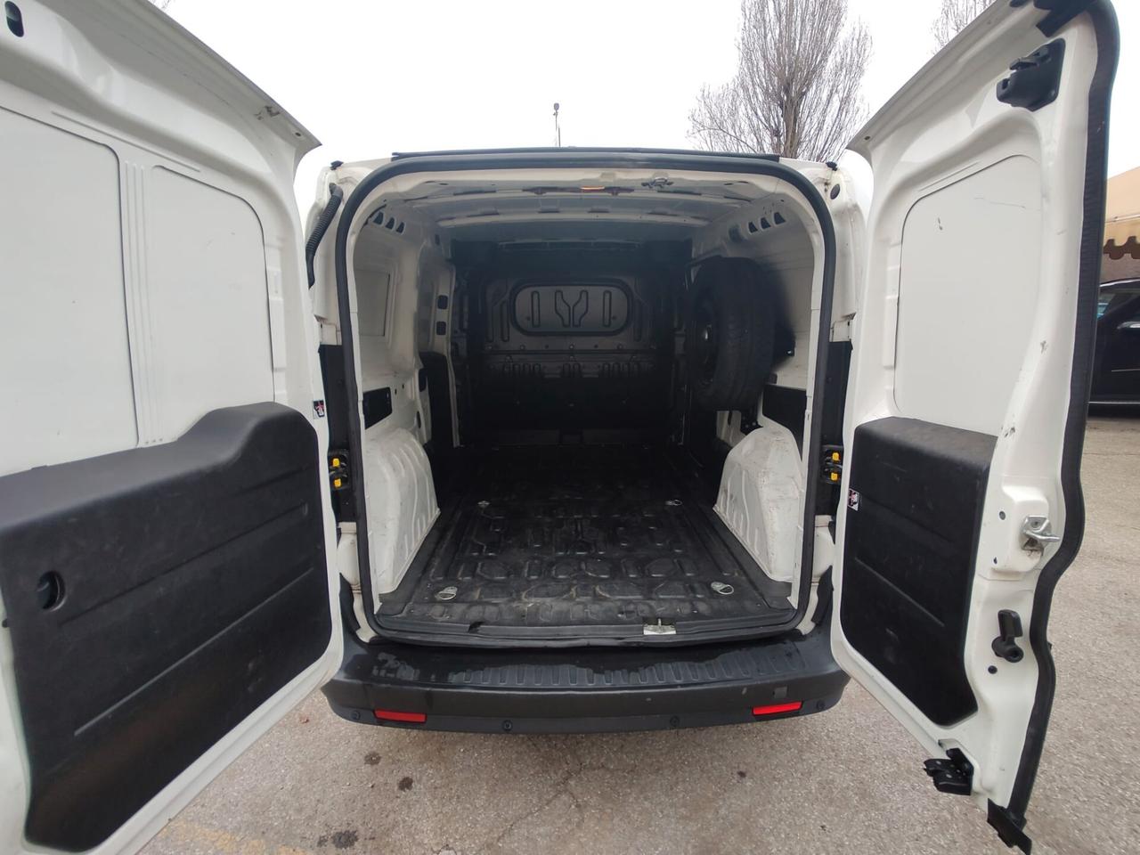 Opel Combo 1.4i cng ecoM turbo 120cv L2H1 E6(E5), BENZ/METANO, EURO6B, OK NEOPATENTATI