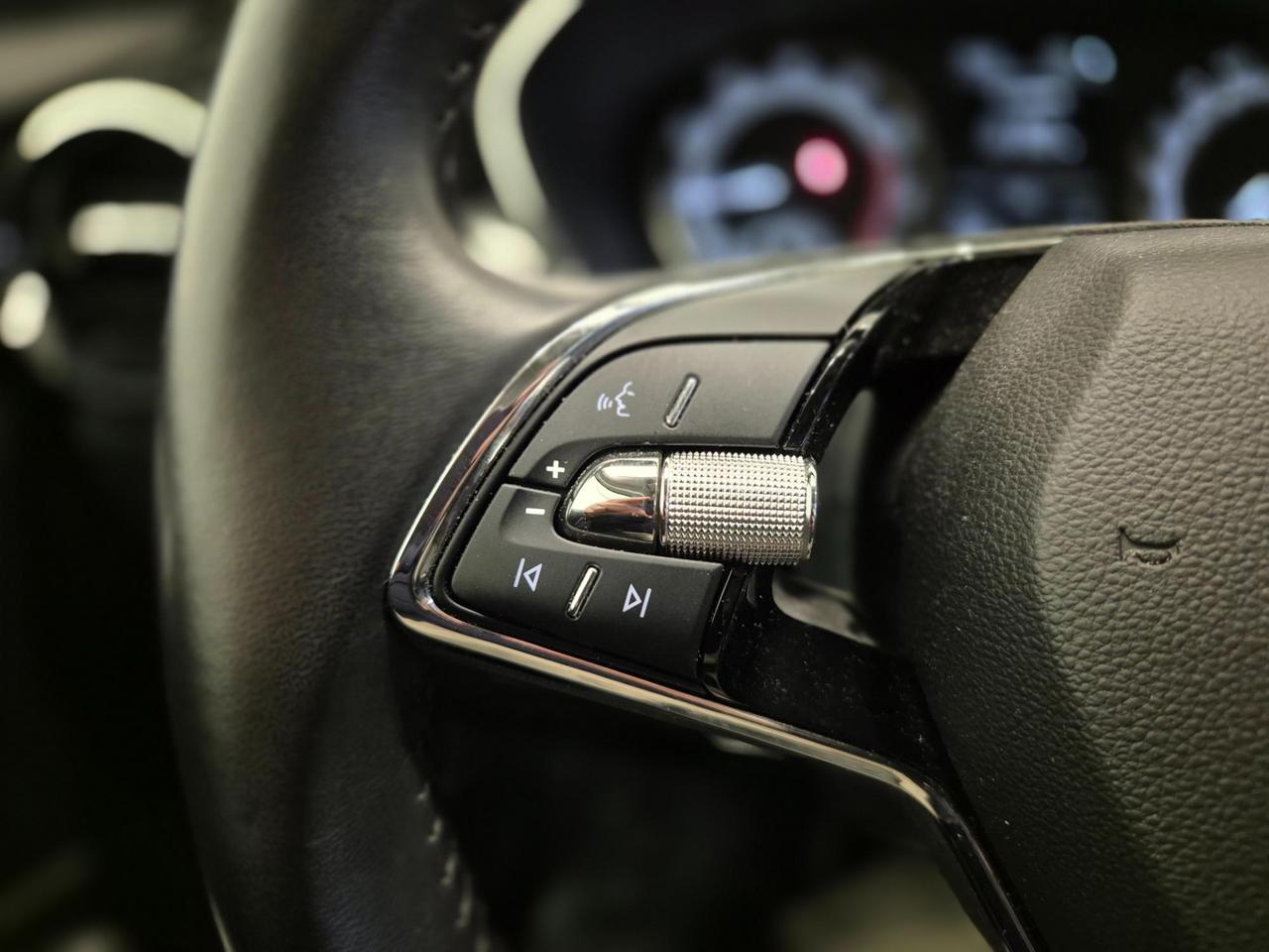 Skoda Fabia 1.0 tsi evo Style 110cv dsg - NEOPATENTATI - UNIPROPRIETARIO - Cruise/Lim - Carplay