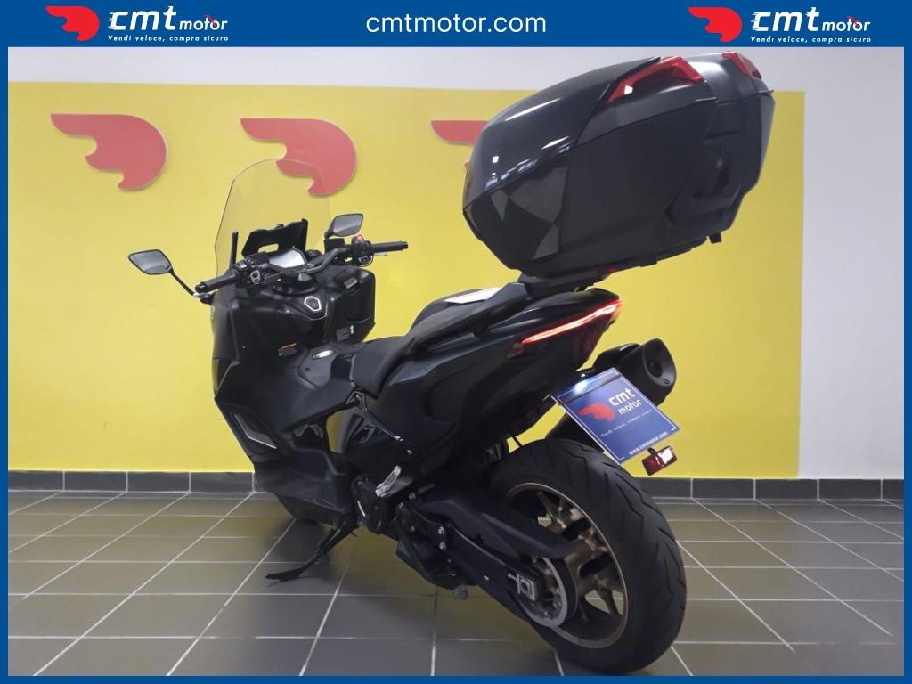 Yamaha T-Max 560 - 2022