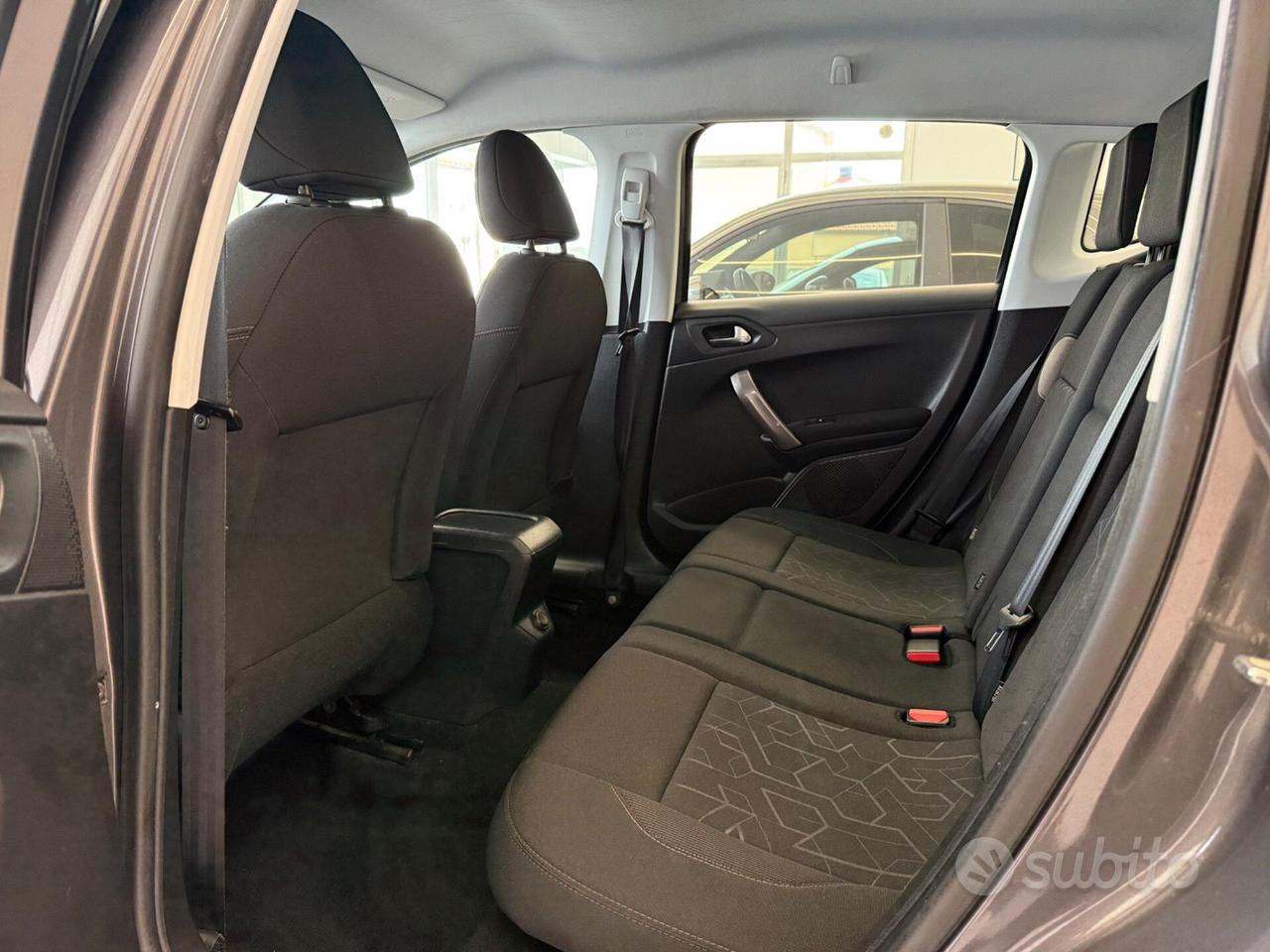 Peugeot 2008 1.2 VTi Active ok neopatentati