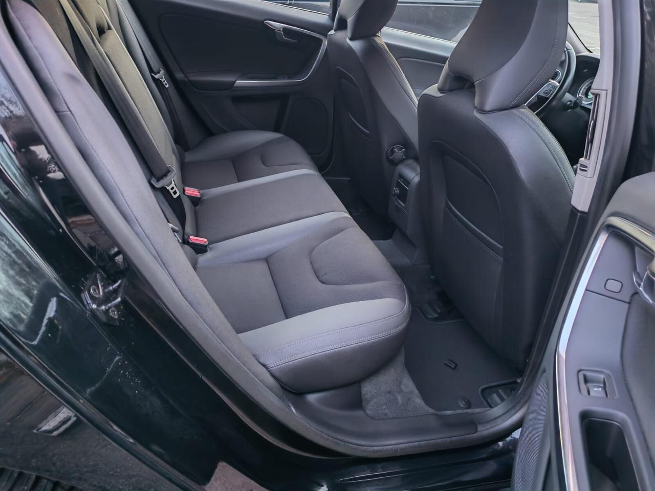 Volvo V60 D3 Geartronic Summum