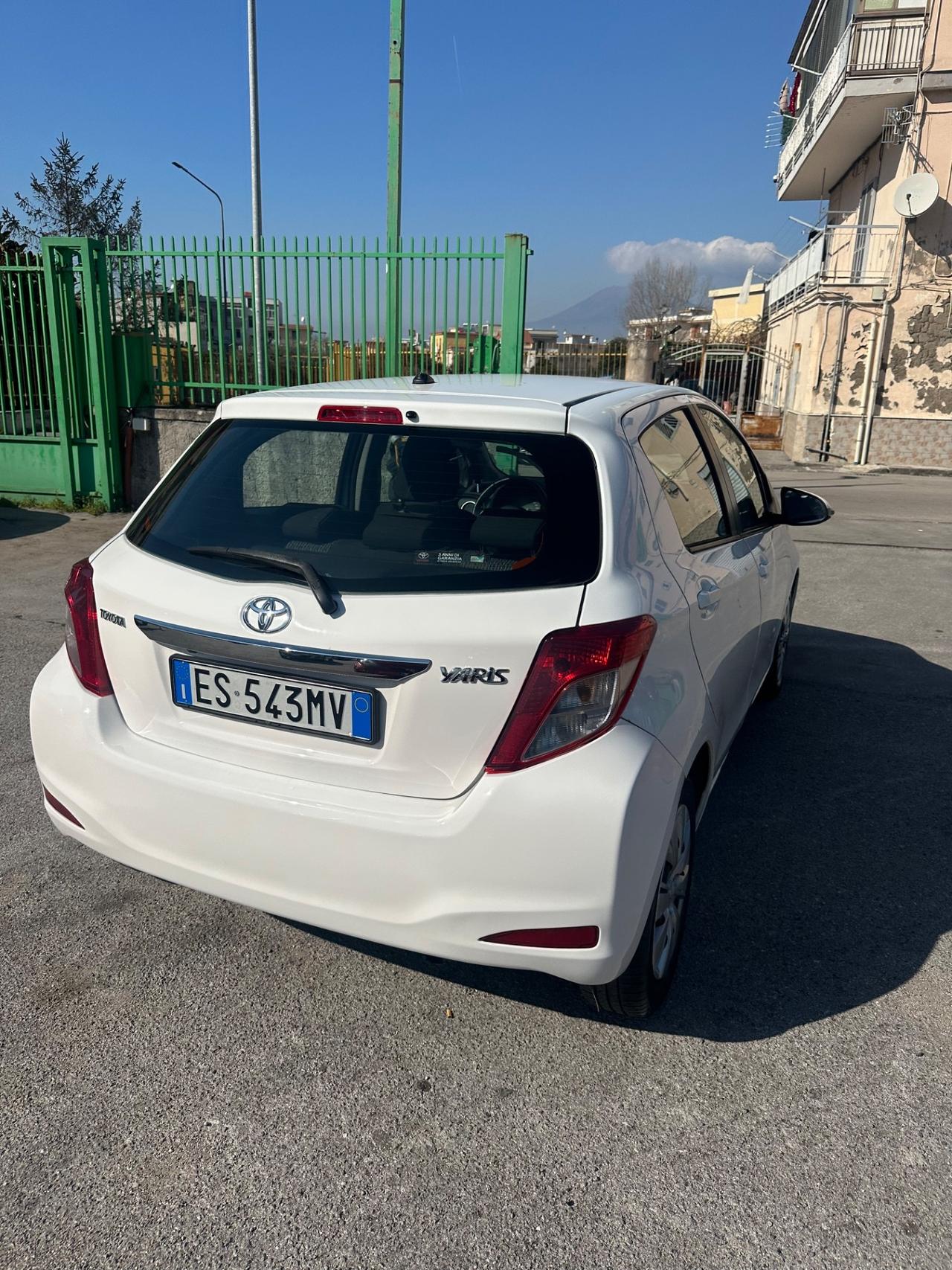 Toyota Yaris 1.0 5 porte Lounge