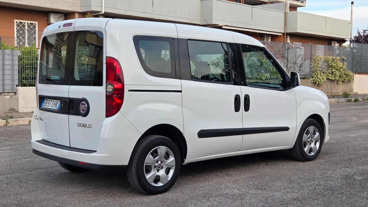 Fiat Doblo 1.6 MJT 5 posti N1