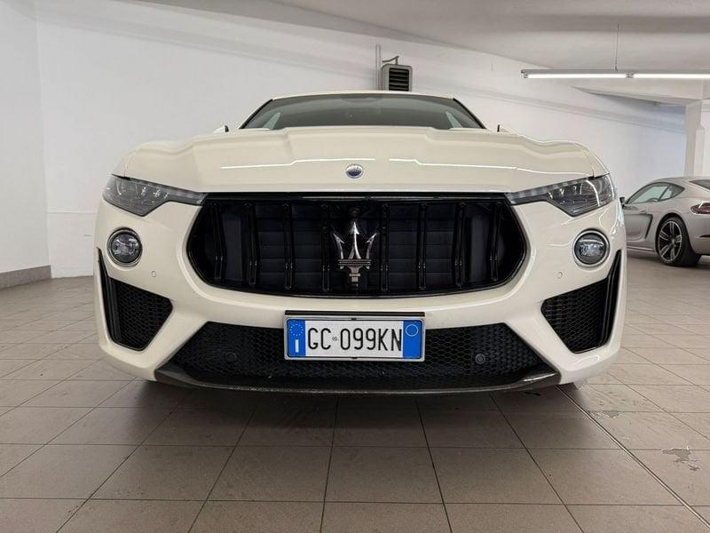 Maserati Levante V8 580 CV AWD Trofeo